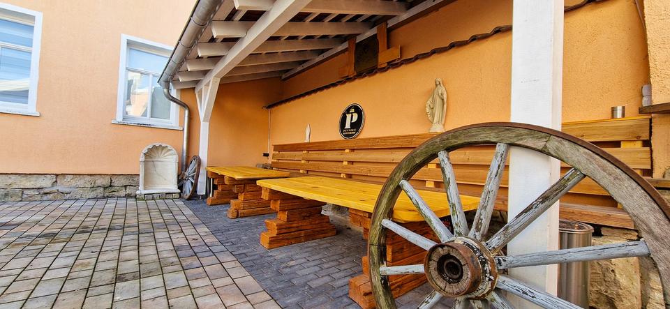 Hochparterre Arnstadt - 5 Zimmer, 112 m&sup2;, 850&euro; | Angebot:25416133