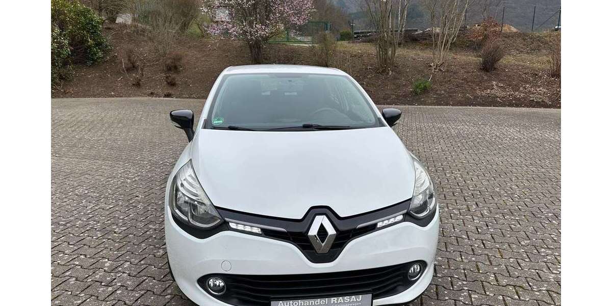 Renault Clio 182.000 km 4.999 &euro; Lennestadt 57368