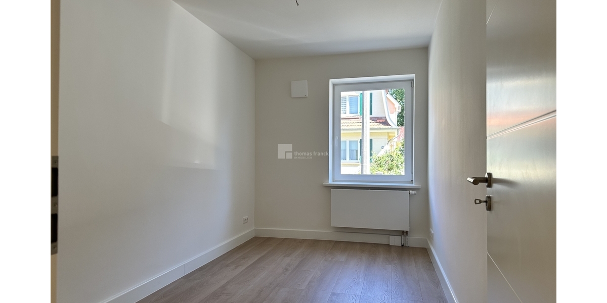 Moderne 4-Zimmer-Wohnung am Ziegelinnensee mit hochwertiger Ausstattung und innovativer Technik - Etagenwohnung Schwerin Lewenberg | Angebot:26846150