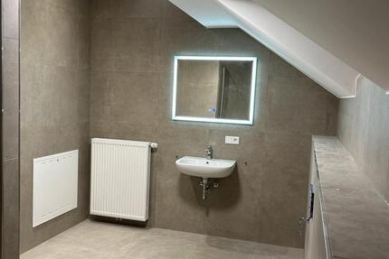 ERSTBEZUG mit Küche: 2 Zi Wohnung 85m² 97944 Boxberg - Schweigern 2 zimmer