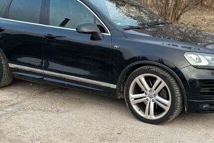 VW Touareg 198.700 km 17.900 &euro; München 81829