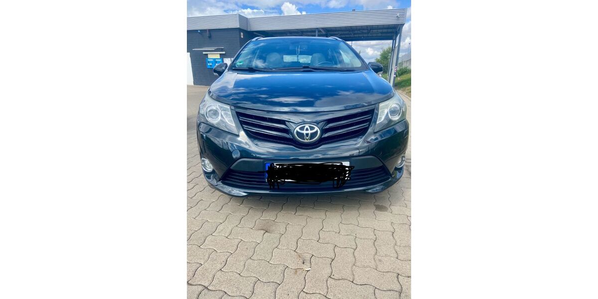 Toyota Avensis 213.500 km 7.350 &euro; Alzey 55232
