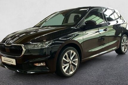 Skoda Fabia 39.700 km 17.450 € Karlskron-Brautlach 85123