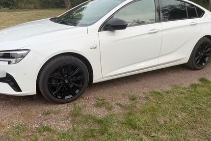 Opel Insignia 85.000 km 19.990 &euro; Weißandt-Gölzau 06369