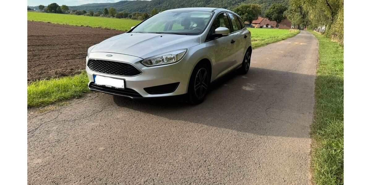 Ford Focus 153.000 km 7.500 &euro; Porta Westfalica 32457