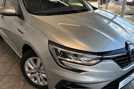 Renault Megane 92.364 km 13.999 &euro; Erkelenz 41812