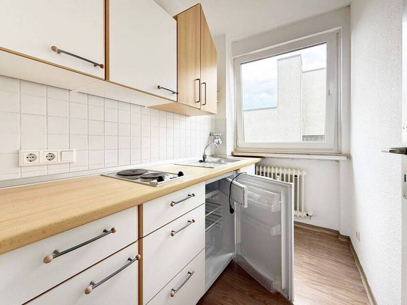Ostertor Großzügige 2-Zimmer-Wohnung mit Balkon und Einbauküche