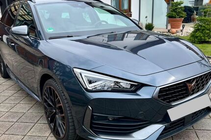 Cupra Leon 29.900 km 25.600 &euro; Olching 82140