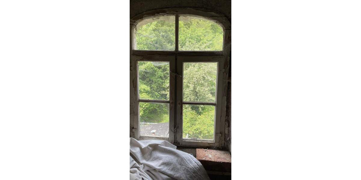 Einfamilienhaus Glashütte - 8 Zimmer, 120 m&sup2;, 80.000&euro; | Angebot:25704907