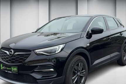 Opel Grandland (X) 80.093 km 16.490 € Leipzig 04179