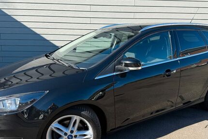 Ford Focus 154.935 km 7.950 &euro; Neumünster 24536