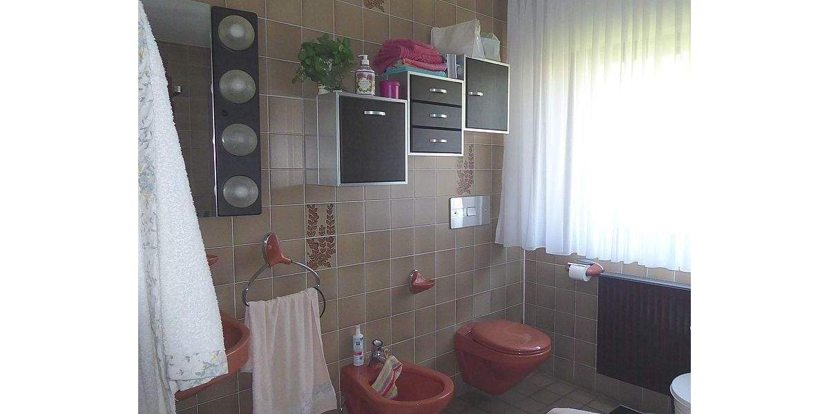 Einfamilienhaus Reichshof Brüchermühle - 5 Zimmer, 160 m&sup2;, 345.000&euro; | Angebot:25698219