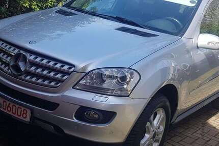 Mercedes-Benz ML 280 233.000 km 7.690 &euro; Hatten 26209
