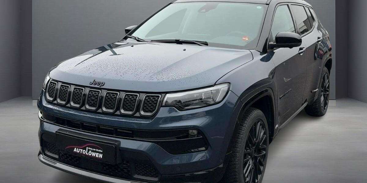 Jeep Compass 4.754 km 24.449 &euro; Öhringen 74613