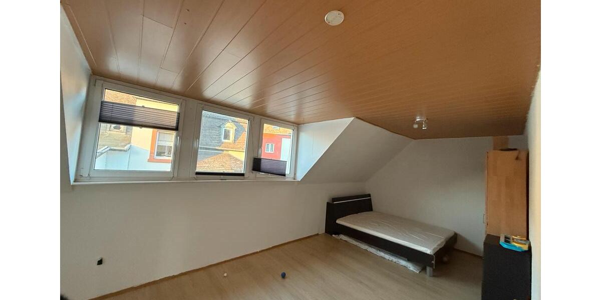 Etagenwohnung Daun - 3 Zimmer, 85 m&sup2;, 887&euro; | Angebot:25310288