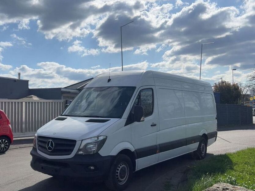 Mercedes-Benz Sprinter 457.491 km 9.900 € Bonn 53229