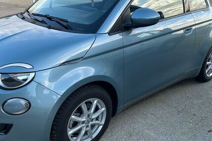 Fiat 500e 20.000 km 19.000 € Postbauer Heng 92353