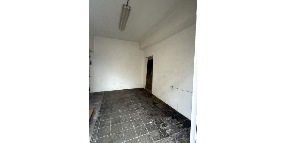 Gewerbefläche mit Rolltor & Starkstrom - Hemer-Deilinghofen zimmer