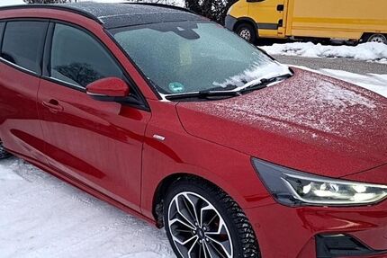 Ford Focus 17.464 km 25.980 &euro; Lonnerstadt 91475