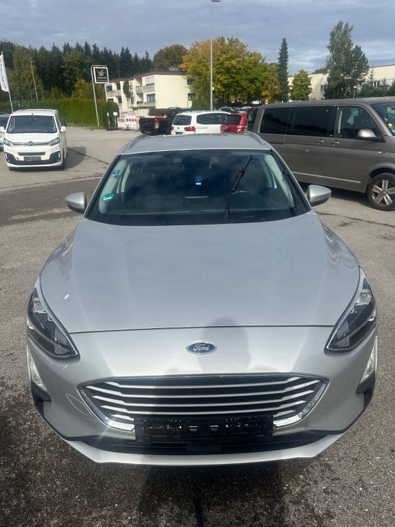 Ford Focus 103.000 km 12.000 € Traunstein 83278