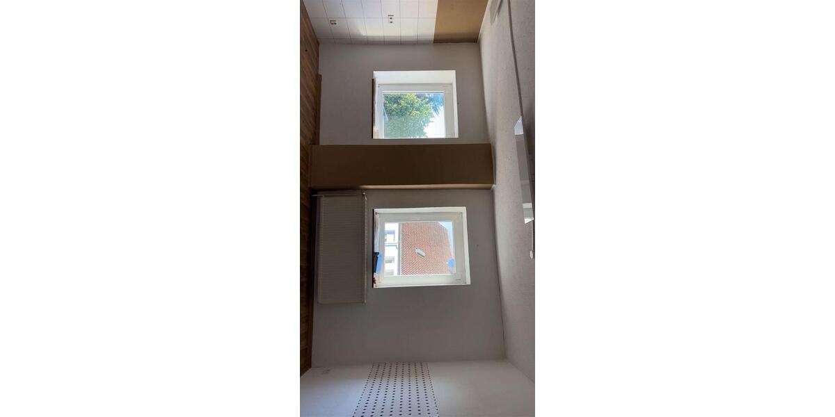 Dachgeschoßwohnung Neunkirchen Heinitz - 5 Zimmer, 150 m&sup2;, 900&euro; | Angebot:26495176