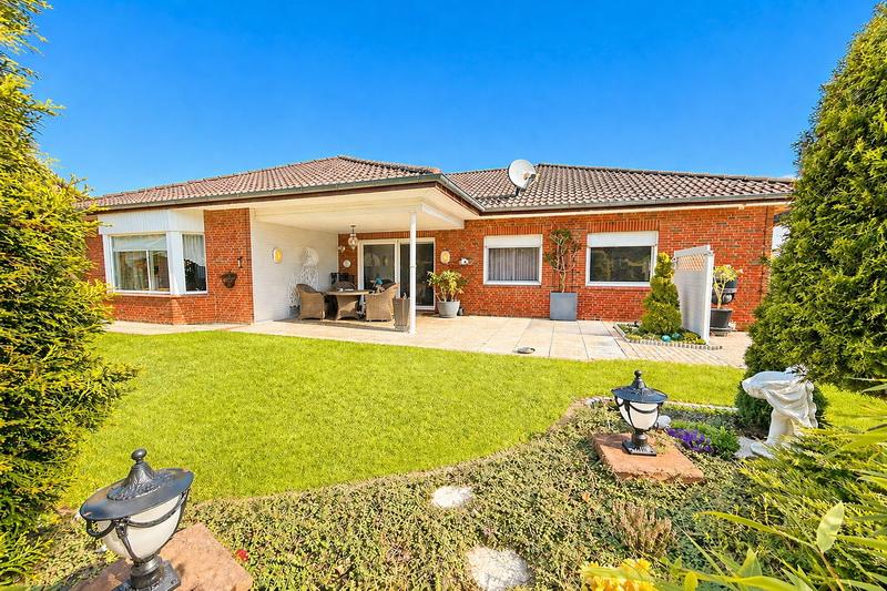 Exkl. Winkelwalmdachbungalow auf einem TRAUMgrundstück in TOP verkehrsberuhigte Lage! - Bungalow Kaltenkirchen | Angebot:26384557