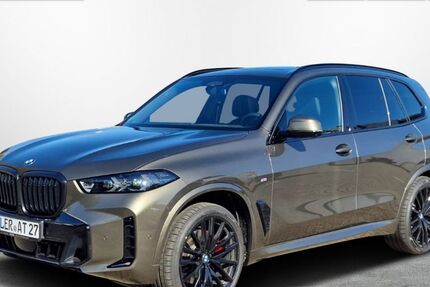 BMW X5 4.900 km 111.590 € Leer 26789