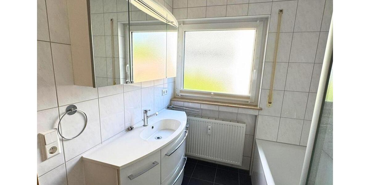 Erdgeschoßwohnung Laichingen - 3 Zimmer, 73 m&sup2;, 900&euro; | Angebot:26362694