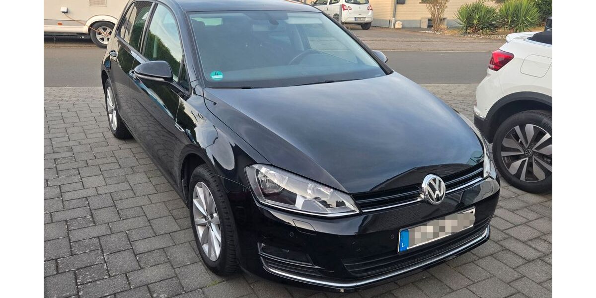 VW Golf 92.320 km 9.990 &euro; Swisttal 53913