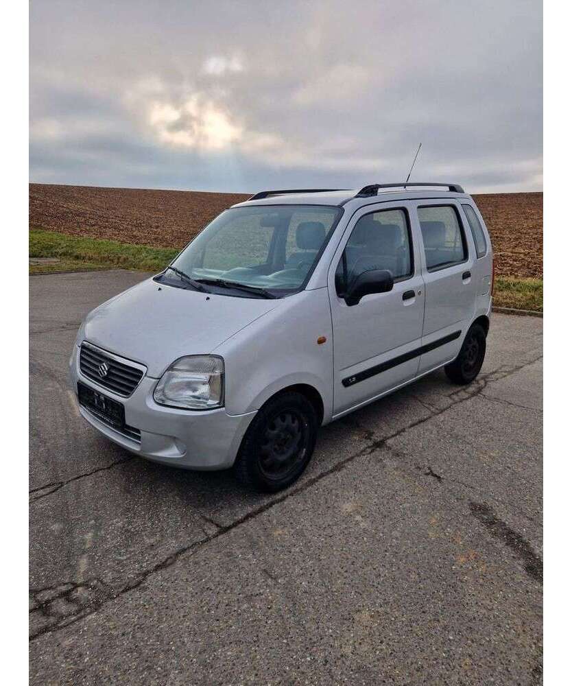 Wagon R+