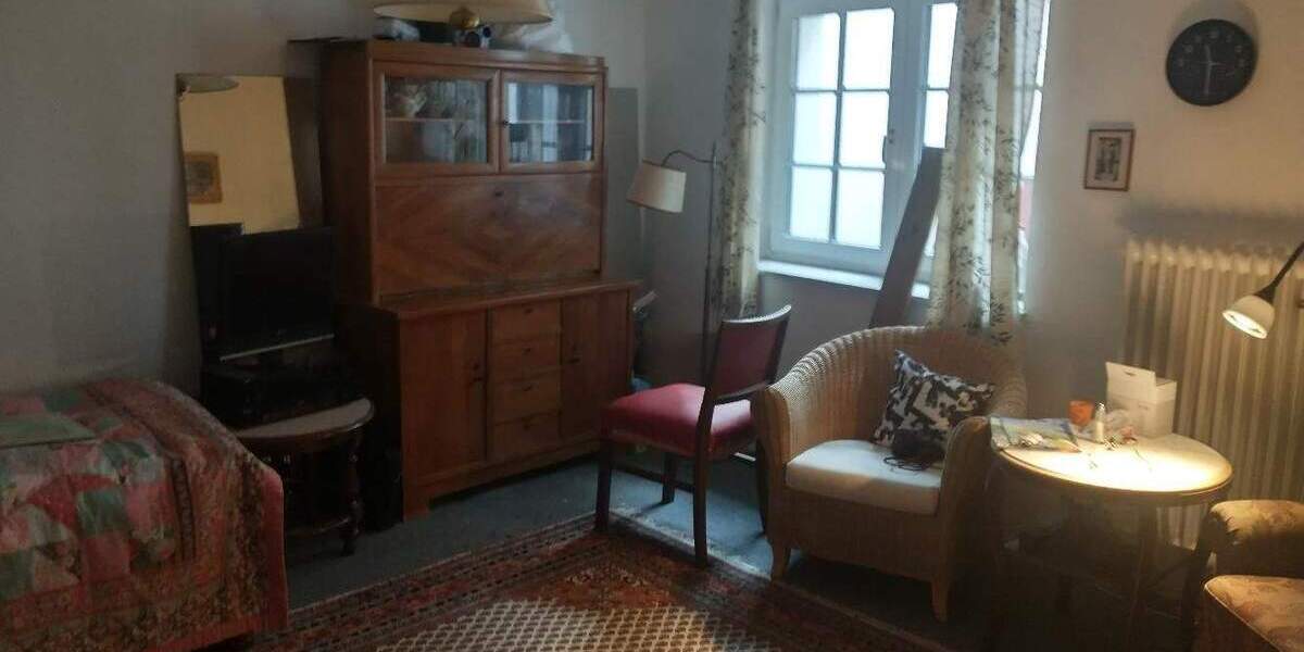 Etagenwohnung Salzwedel - 7 Zimmer, 181 m&sup2;, 89.000&euro; | Angebot:23813001