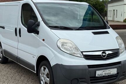 Opel Vivaro 214.000 km 3.999 € Stadland 26935