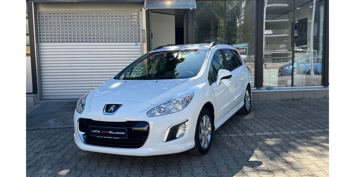Peugeot 308 53.882 km 6.990 &euro; münchen 81671