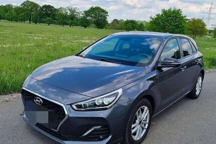 Hyundai i30 81.000 km 13.750 &euro; Marl, Stadt 45770