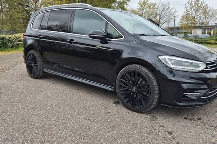 VW Touran 215.000 km 16.800 &euro; Rastatt 76437