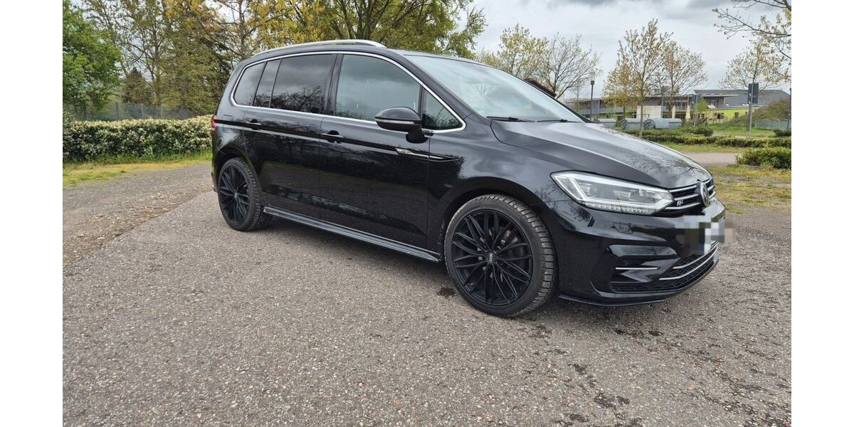 VW Touran 215.000 km 16.800 &euro; Rastatt 76437