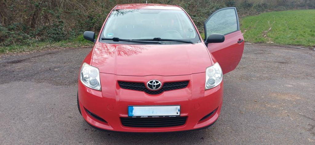 Toyota Auris 158.000 km 3.300 &euro; Gründau 63584