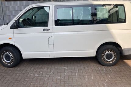 VW T5 Transporter 200.513 km 7.500 &euro; Freiburg 79110