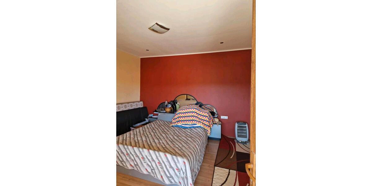 Mehrfamilienhaus, Wohnhaus Volkmarsen - 6 Zimmer, 120 m&sup2;, 90.000&euro; | Angebot:26163720