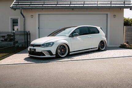 VW Golf 82.971 km 23.000 &euro; Regnitzlosau 95194
