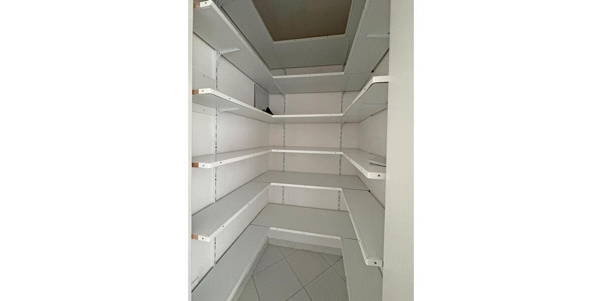 Dachgeschoßwohnung Kronach - 4 Zimmer, 81 m&sup2;, 860&euro; | Angebot:26646675