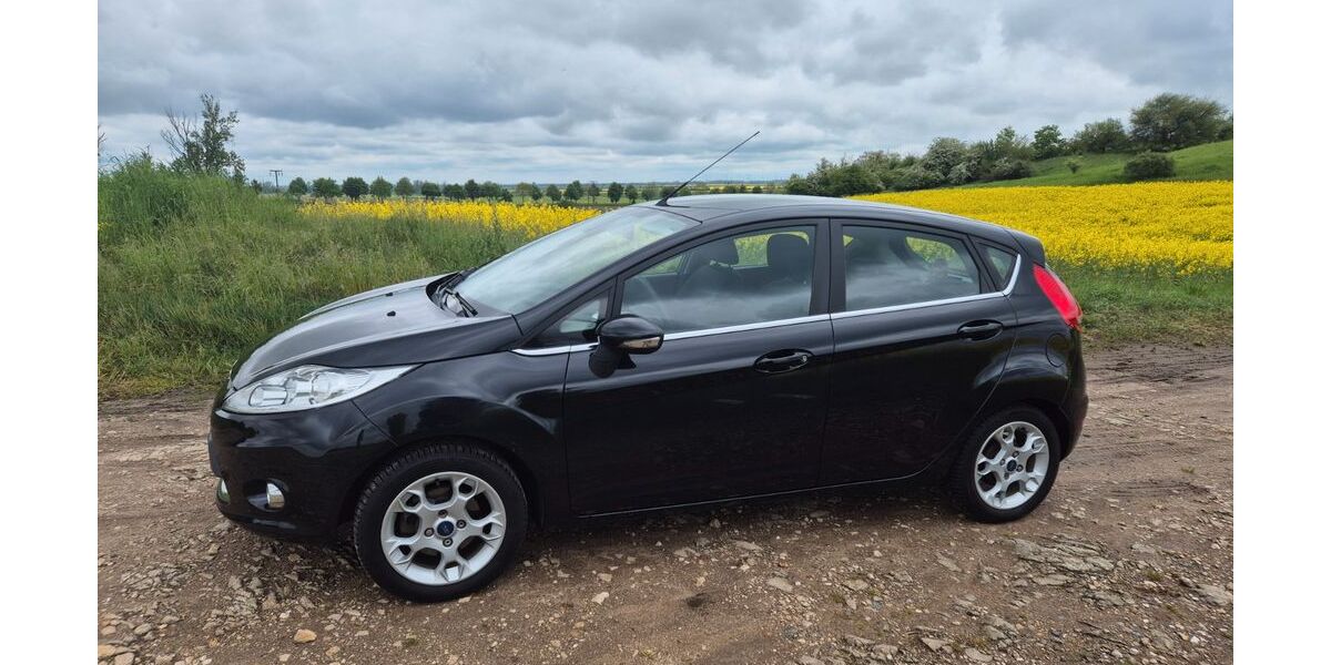 Ford Fiesta 87.000 km 5.699 &euro; Halle 06128