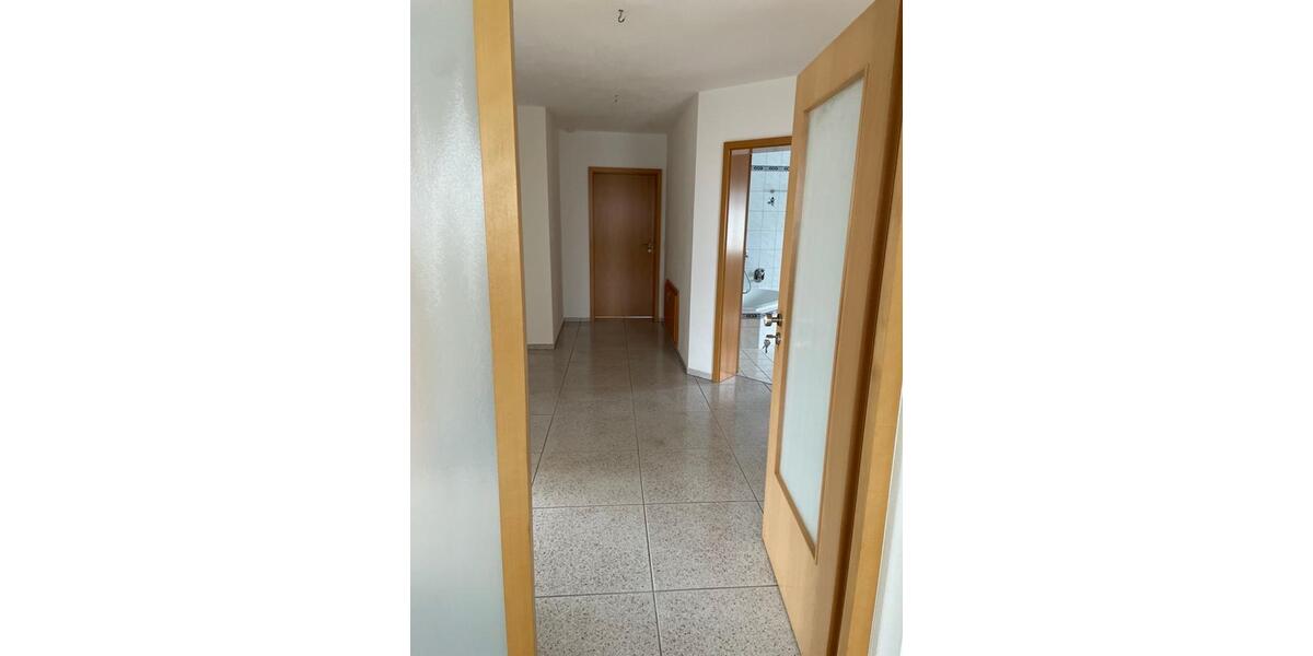 Helle 4 Zimmer Wohnung in Schmidgaden 4 zimmer