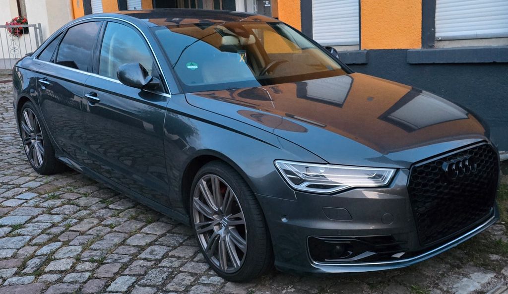 Audi A6 197.000 km 16.499 € Rodewisch 08228