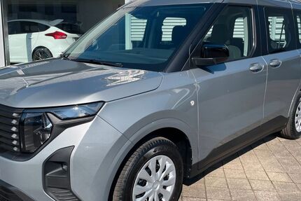 Ford Tourneo Courier 0 km 26.900 € Losheim am See 66679