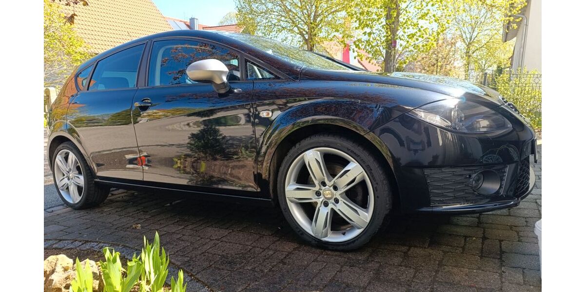 Seat Leon 185.000 km 6.300 &euro; Nennslingen 91790