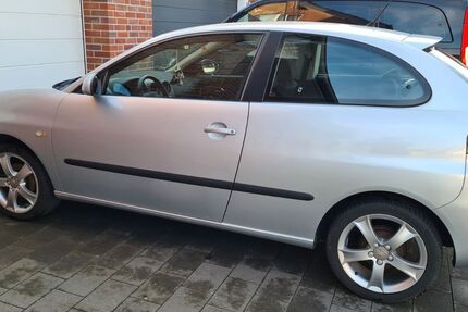 Seat Ibiza 173.000 km 2.400 &euro; Oelde 59302