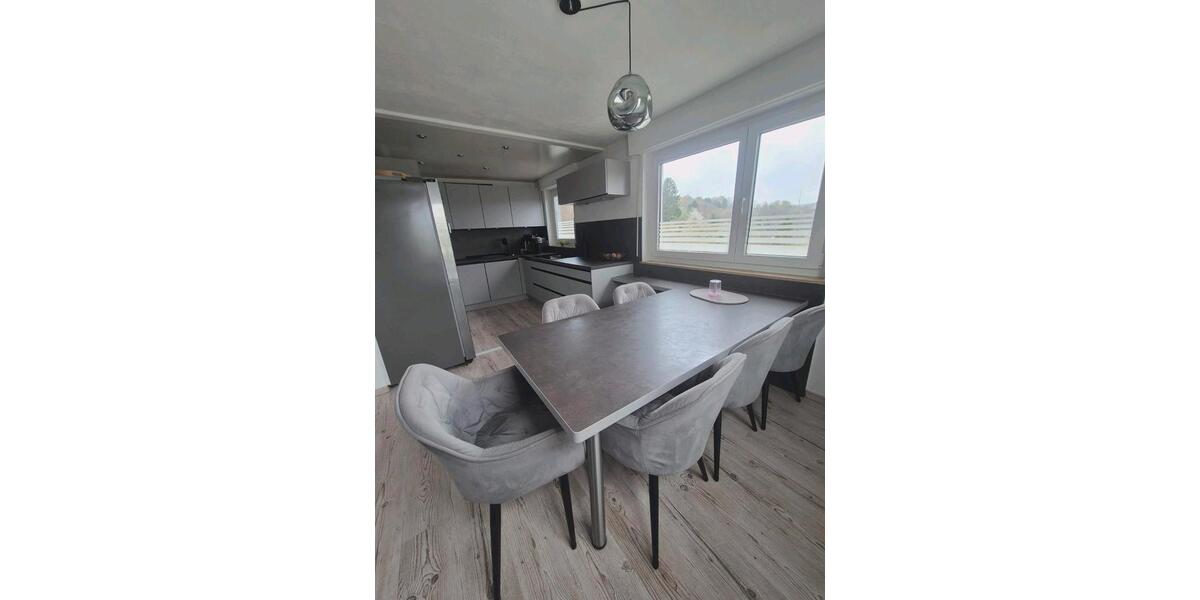 Mehrfamilienhaus, Wohnhaus Altensteig - 5 Zimmer, 160 m&sup2;, 595.000&euro; | Angebot:26322975