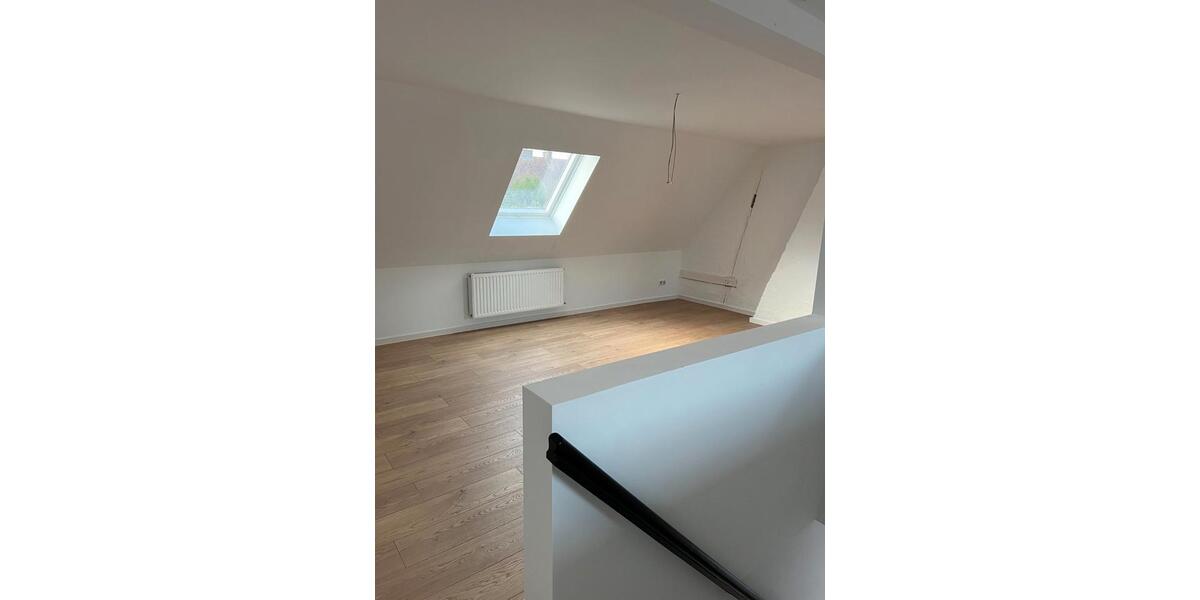 Reihenhaus Emden - 4 Zimmer, 125 m&sup2;, 1.100&euro; | Angebot:26255440