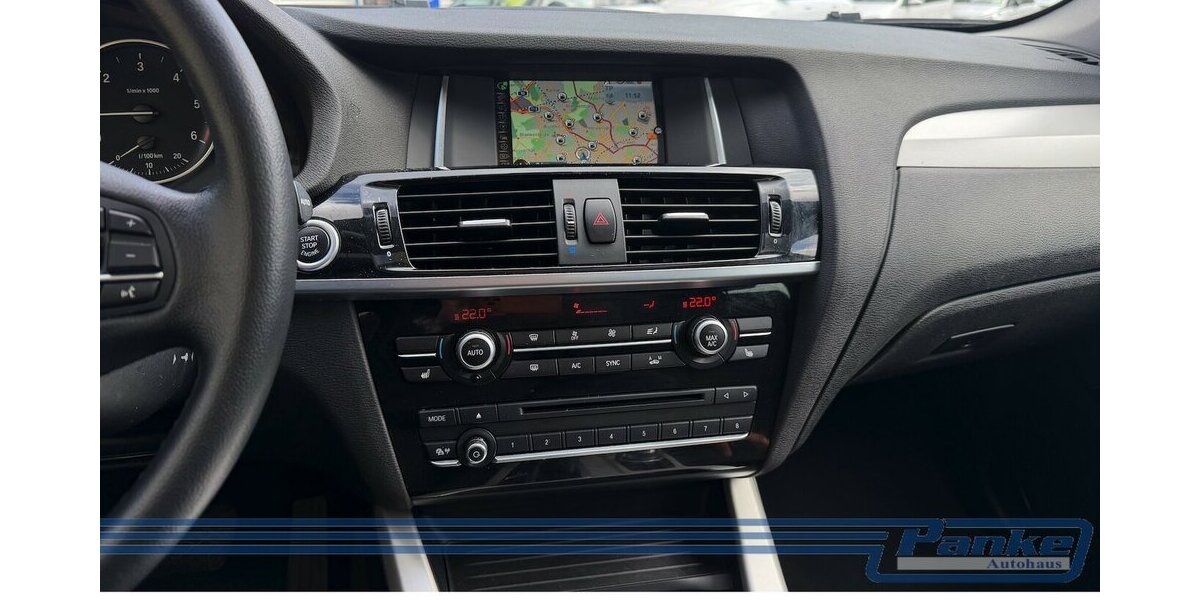 BMW X3 xDrive 30 d Advantage 8G*Pano*NAV*AHK*SHZ* 168.390 km 16.990 &euro; Berlin 13187